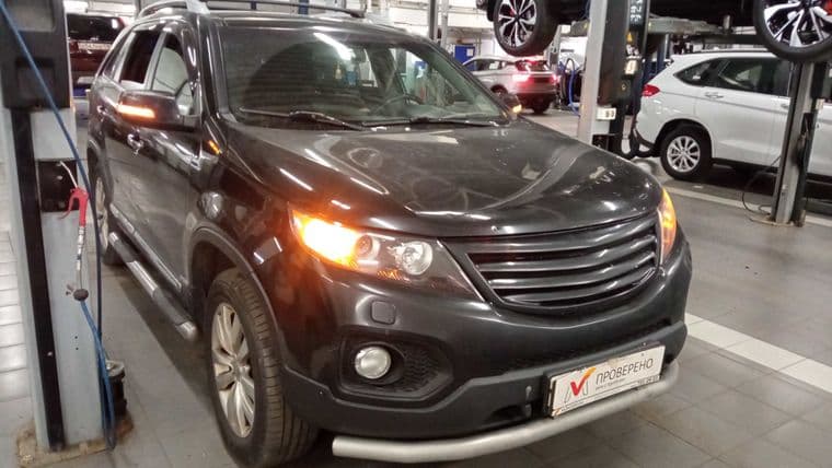 KIA Sorento 2010 года, 429 890 км - вид 2