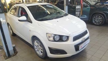 Chevrolet Aveo 2013 года, 109 497 км - вид 2