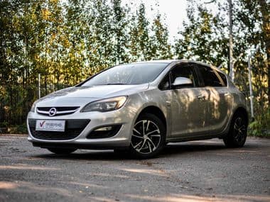 Opel Astra 2013 года, 129 868 км - вид 1