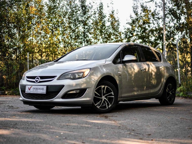 Opel Astra, 2013