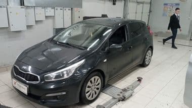 KIA Ceed 2015 года, 132 576 км - вид 1