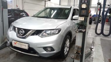 Nissan X-Trail 2017 года, 133 629 км - вид 1