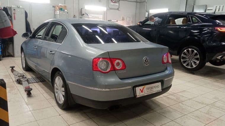 Volkswagen Passat, 2010 - вид 3