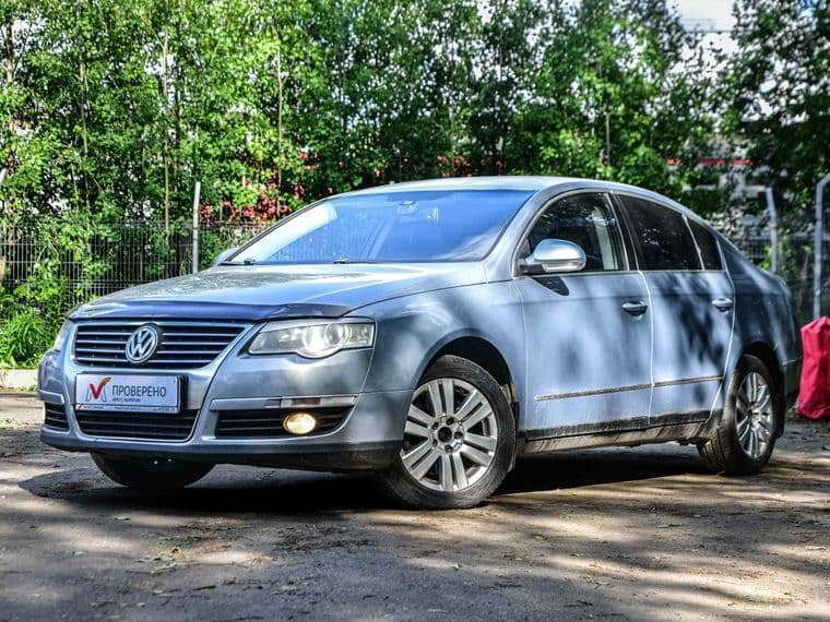 Volkswagen Passat, 2010