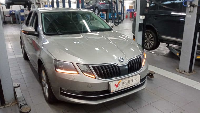 Skoda Octavia 2017 года, 181 591 км - вид 2