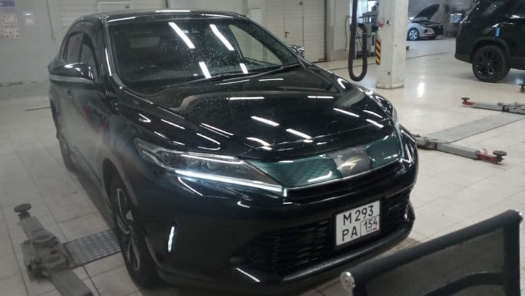 Toyota Harrier 2017 года, 121 233 км - вид 1
