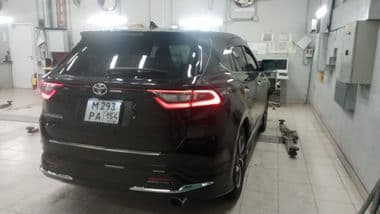 Toyota Harrier 2017 года, 121 233 км - вид 2