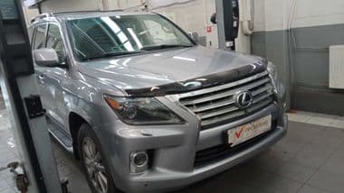 Lexus LX 2011 года, 345 458 км - вид 2