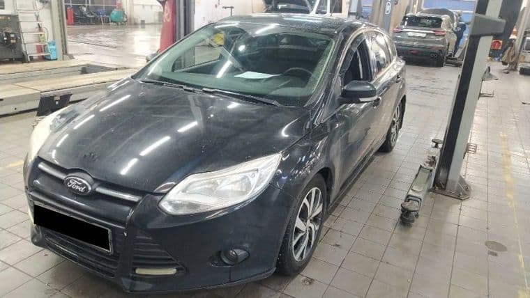 Ford Focus 2013 года, 176 000 км - вид 1