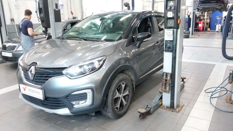 Renault Kaptur 2019 года, 94 827 км - вид 1