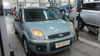 Ford Fusion 2008 года, 44 140 км - вид 2