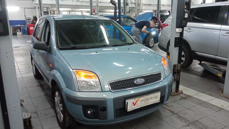 Ford Fusion 2008 года, 44 140 км - вид 2