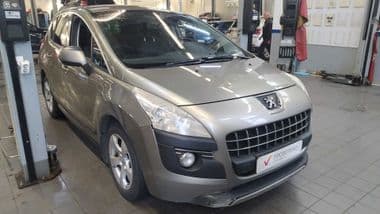 Peugeot 3008 2012 года, 189 272 км - вид 2