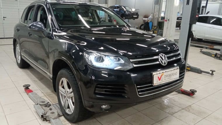 Volkswagen Touareg 2010 года, 203 851 км - вид 2