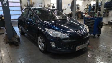 Peugeot 308 2009 года, 144 407 км - вид 2