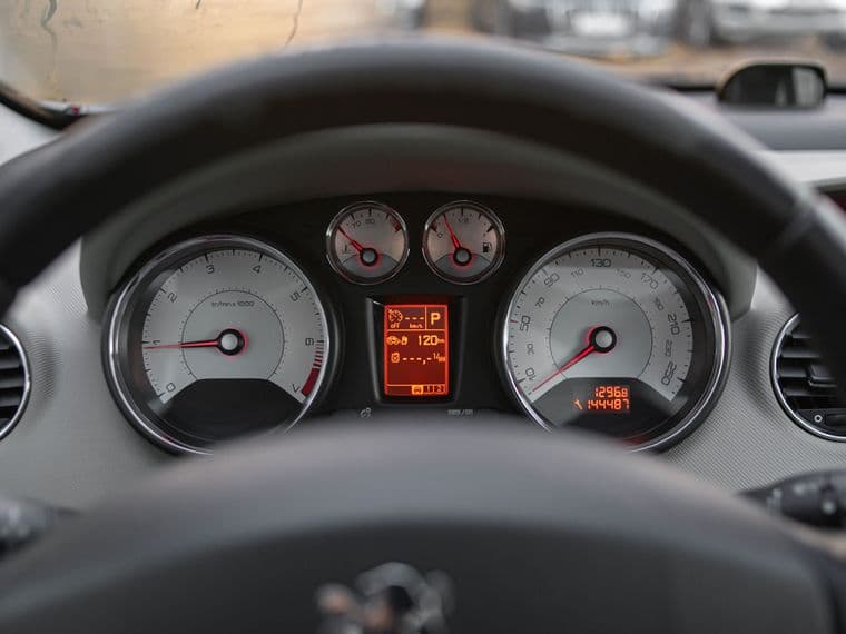 Peugeot 308, 2009 - вид 4