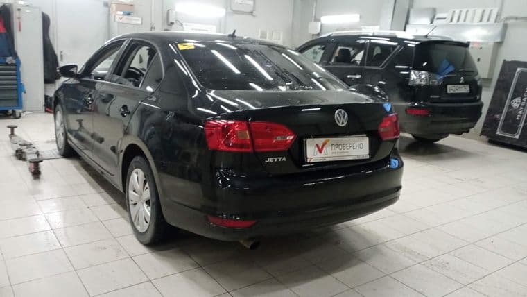 Volkswagen Jetta, 2012 - вид 3