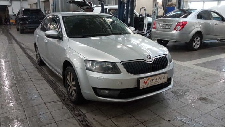 Skoda Octavia 2014 года, 178 000 км - вид 2
