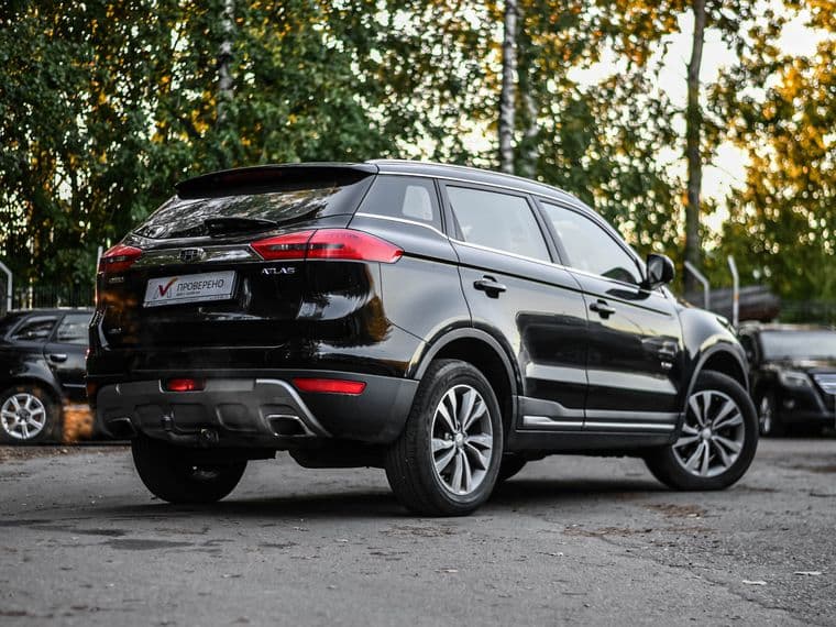 Geely Atlas 2019 года, 146 382 км - вид 2