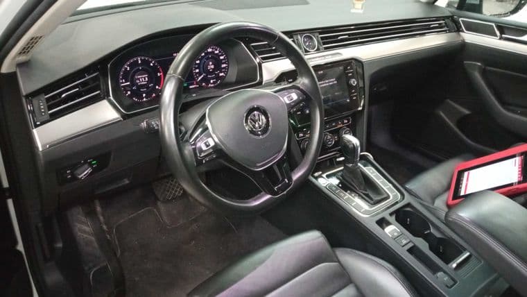 Volkswagen Passat, 2018 - вид 4