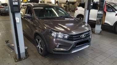 ВАЗ (LADA) Vesta 2018 года, 211 090 км - вид 2