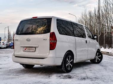 Hyundai H-1 2015 года, 212 963 км - вид 2