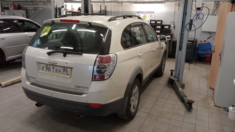 Chevrolet Captiva 2012 года, 185 028 км - вид 2