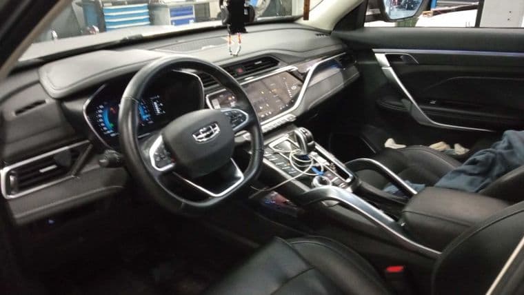 Geely Atlas Pro, 2024 - вид 4