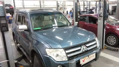 Mitsubishi Pajero 2007 года, 218 173 км - вид 2