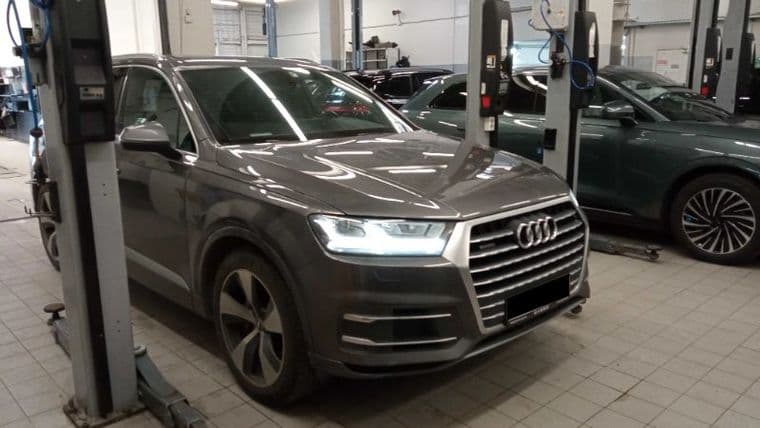 Audi Q7, 2018 - вид 1