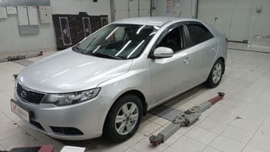 KIA Cerato 2012 года, 228 152 км - вид 1