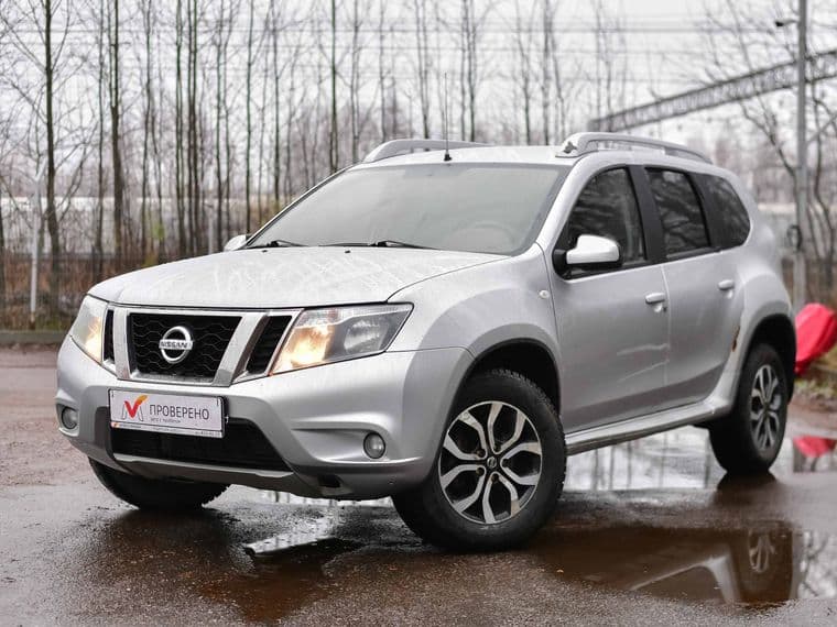 Nissan Terrano 2015 года, 158 000 км - вид 1