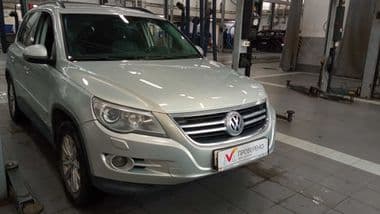 Volkswagen Tiguan 2011 года, 199 801 км | VIN 06026 - вид 2