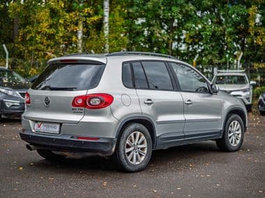 Volkswagen Tiguan 2011 года, 199 801 км | VIN 06026 - вид 2