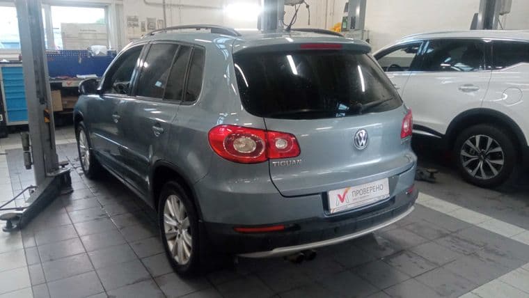 Volkswagen Tiguan, 2009 - вид 4