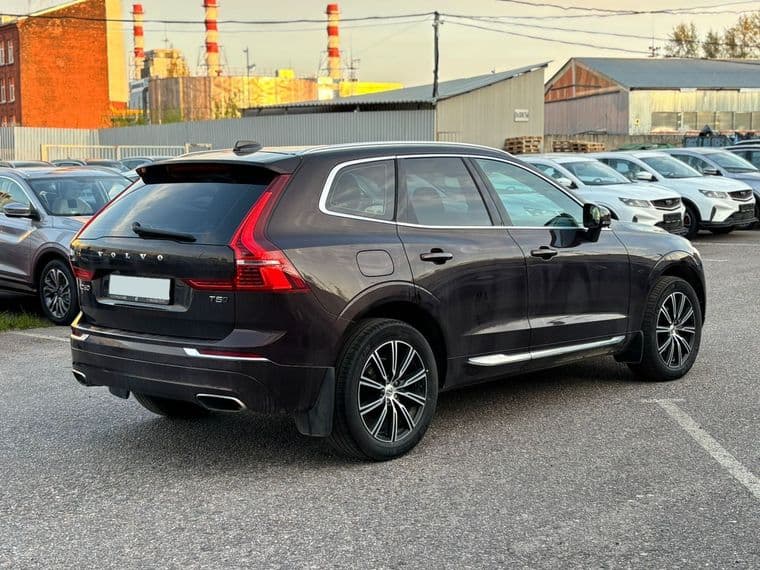 Volvo XC60, 2021 - вид 2