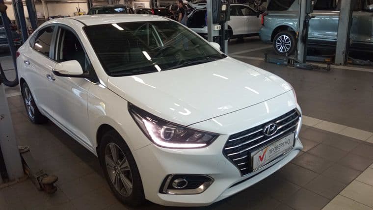 Hyundai Solaris 2017 года, 116 000 км - вид 2