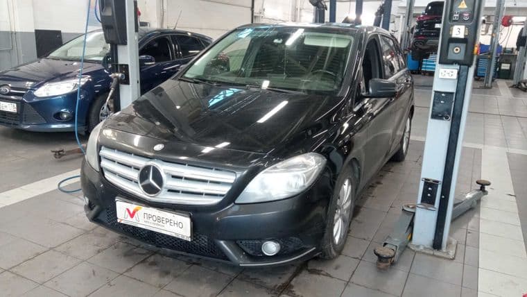 Mercedes-Benz B-класс 2013 года, 184 996 км - вид 1