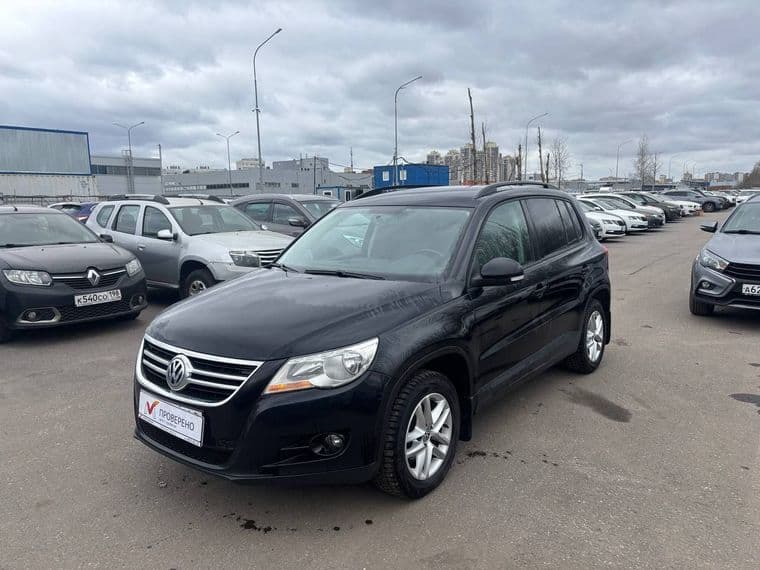Volkswagen Tiguan, 2011
