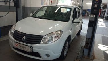 Renault Sandero 2013 года, 179 656 км - вид 1