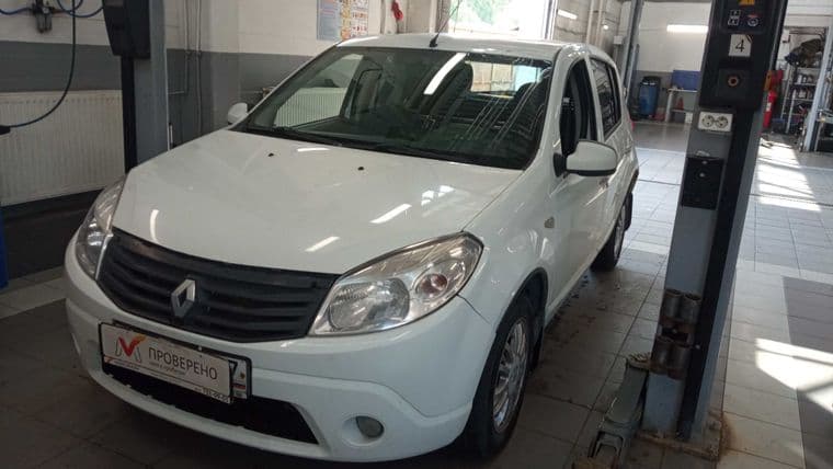 Renault Sandero 2013 года, 179 656 км - вид 1