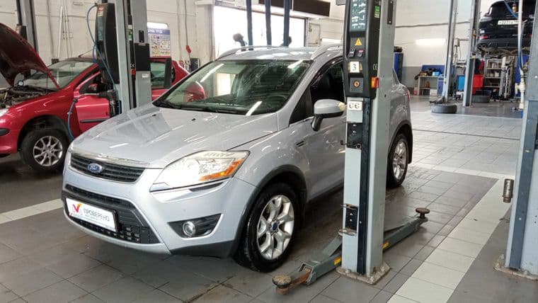 Ford Kuga 2011 года, 243 199 км - вид 1