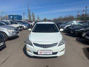 Hyundai Solaris 2014 года, 209 454 км - вид 2