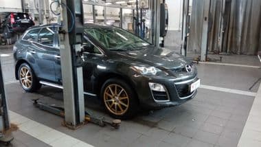 Mazda CX-7 2011 года, 105 427 км - вид 2