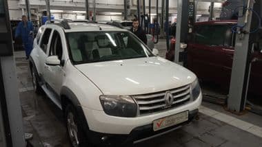 Renault Duster 2012 года, 149 143 км - вид 2