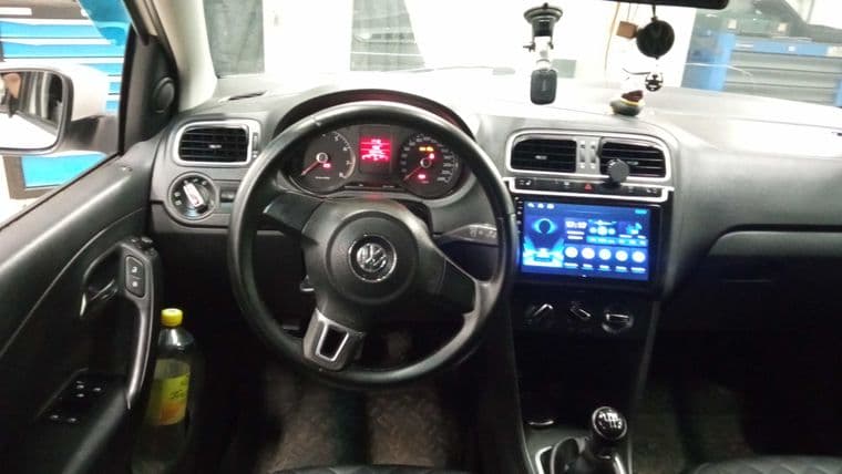 Volkswagen Polo, 2012 - вид 4