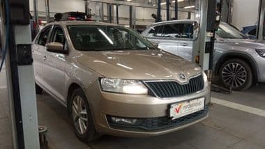 Skoda Rapid 2018 года, 120 595 км - вид 2