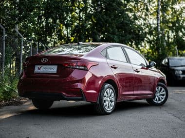 Hyundai Solaris 2017 года, 92 000 км - вид 2