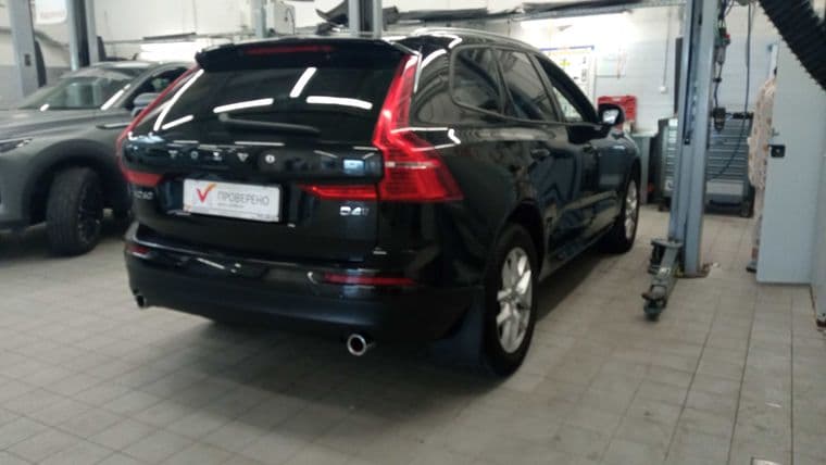 Volvo XC60, 2019 - вид 2