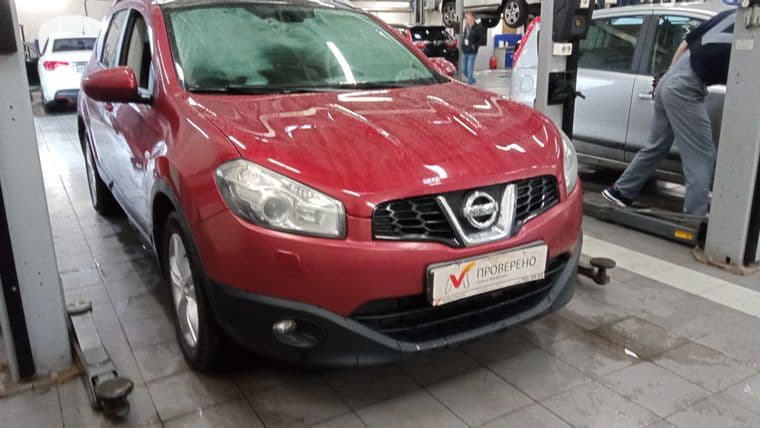 Nissan Qashqai+2, 2011 - вид 1